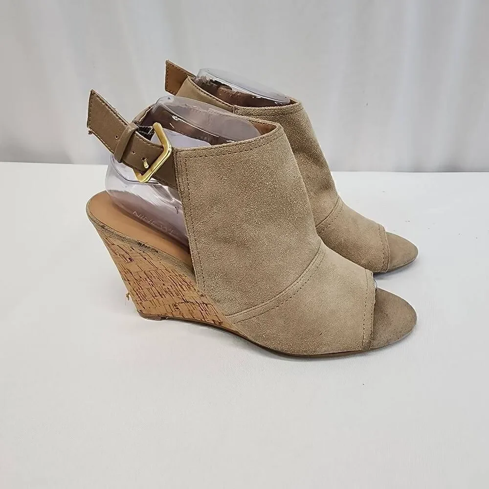 Nine West Size 8.5 Payton Suede Tan Leather Wedge Slingback Sandal Heels O